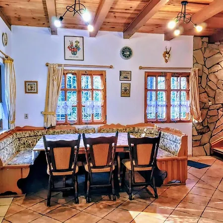 Tatil Evi Large House With Private Sauna, Close To The
