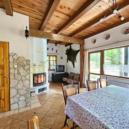 Large House With Private Sauna, Close To The Teerau